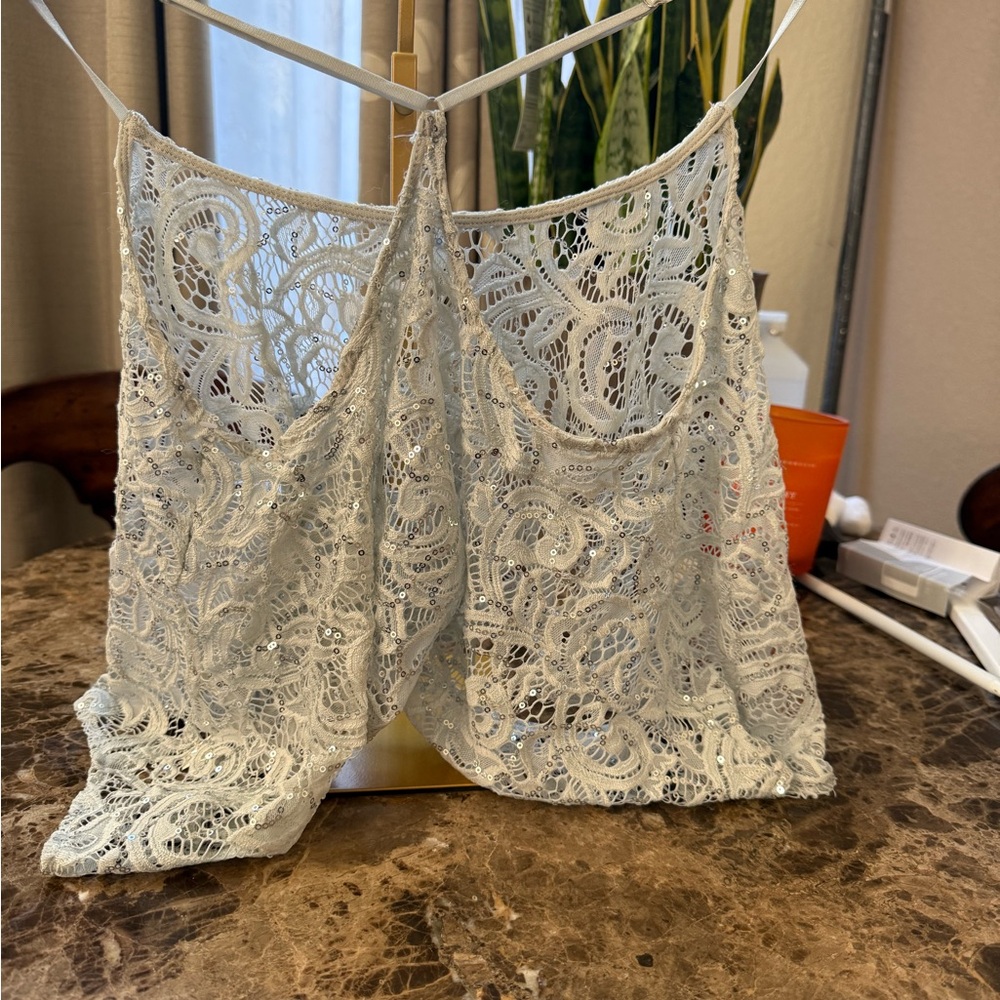 Free People NWOT Sequin Lace Cropped Cami Tank Scoop Neck Rise Intimately Sz XS - Picture 4 of 10